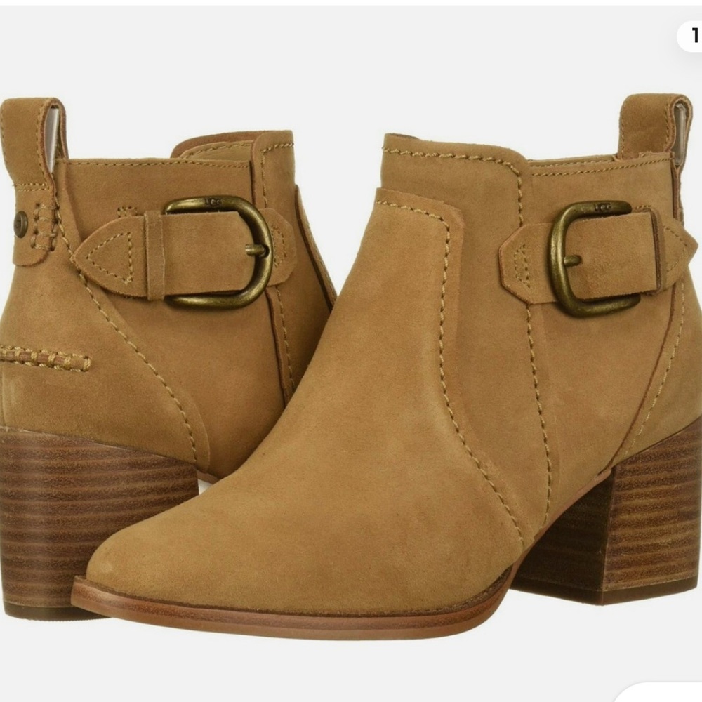UGG Women's Leahy ankle boot in chestnut suede. Western block Heel Bootie‎